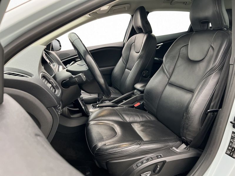 Volvo V40 bild 11