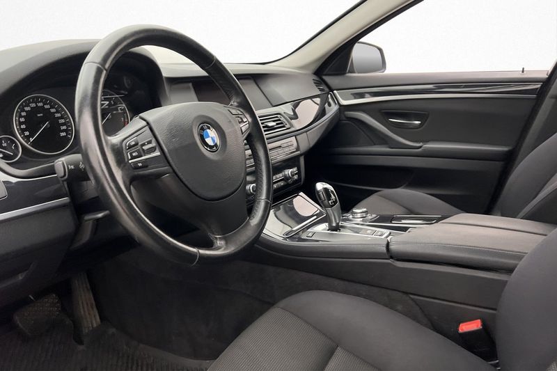 BMW 523 bild 9