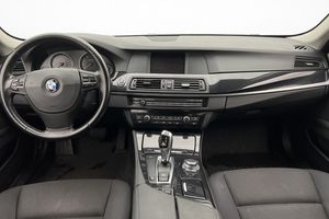 BMW 523 bild 10