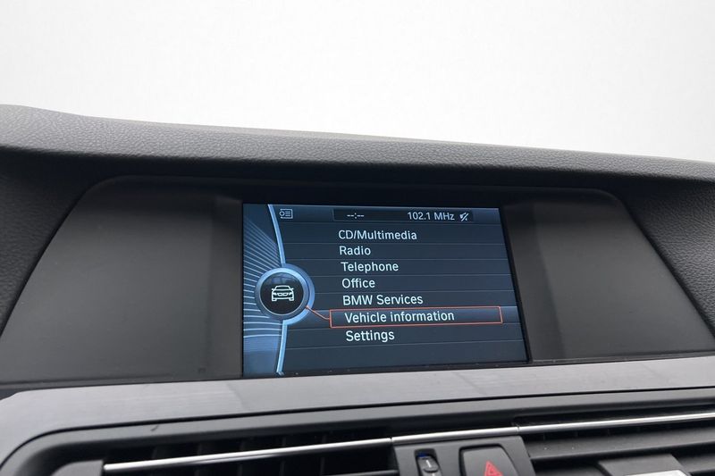 BMW 523 bild 19