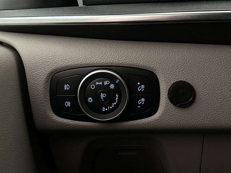 Ford Tourneo Custom bild 13