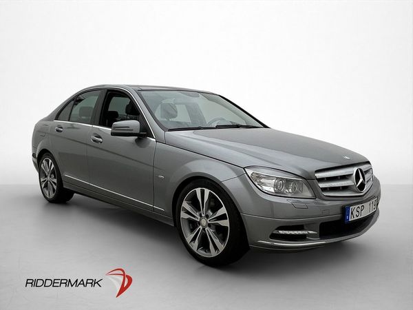 Mercedes C350 231hk Avantgarde Panorama Navi Drag - 2010