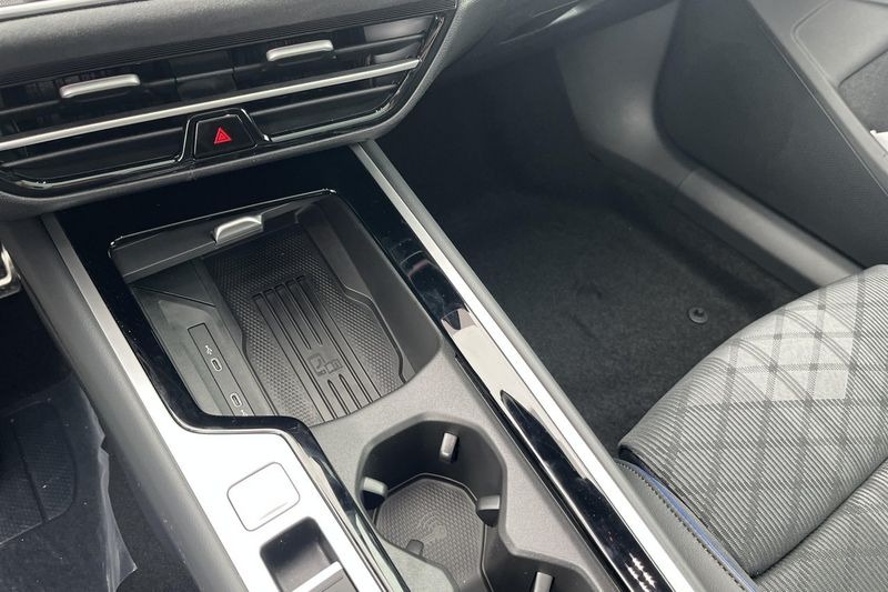 Volkswagen Passat bild 16