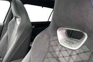 Volkswagen Passat bild 15