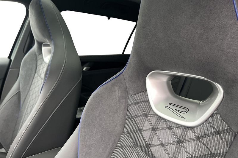 Volkswagen Passat bild 15
