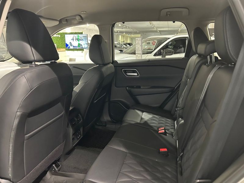 Nissan X-Trail bild 4