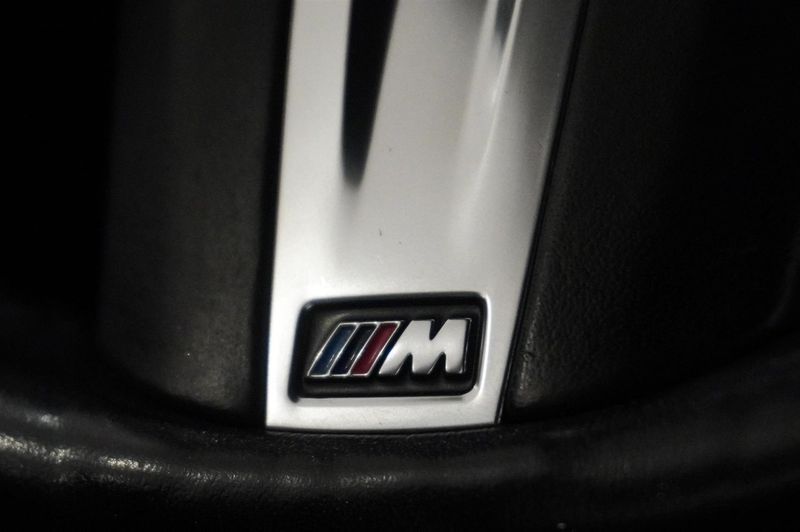 BMW 330 bild 11
