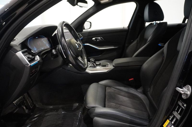 BMW 330 bild 6