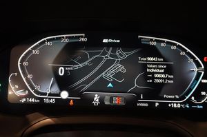BMW 330 bild 10