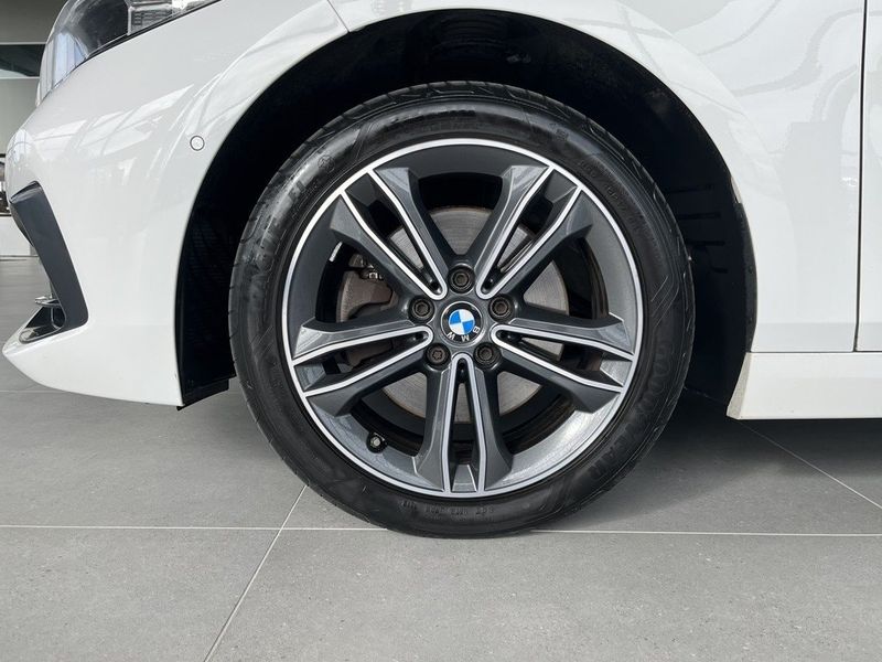 BMW 118 bild 4