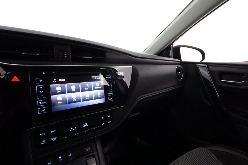 Toyota Auris bild 21