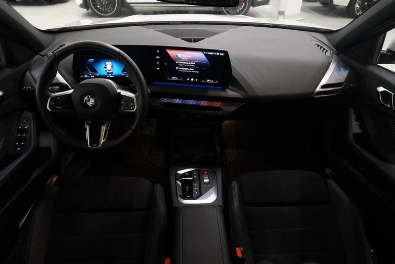 BMW 120 bild 8