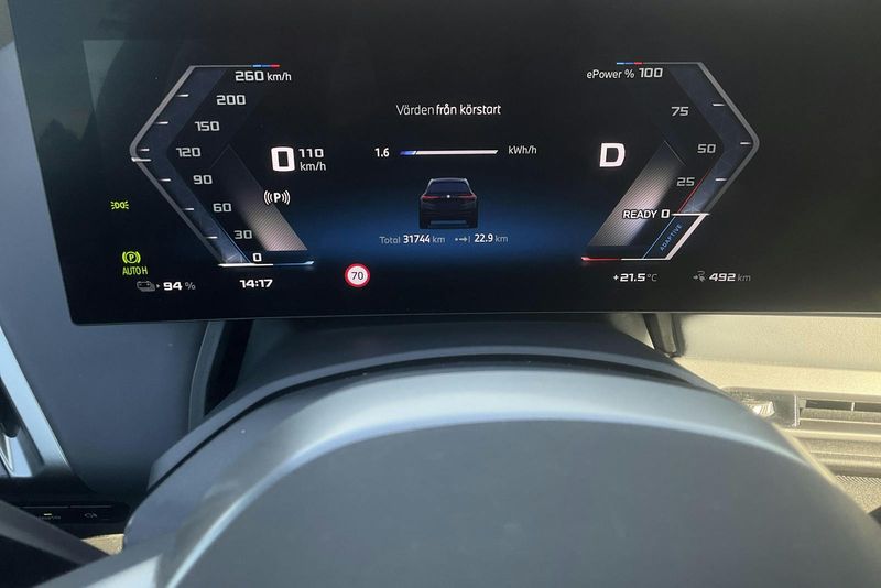 BMW iX bild 10