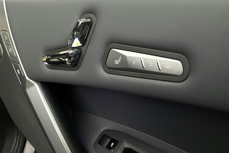 BMW iX bild 17