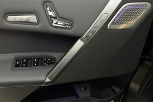 BMW iX bild 16