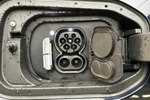 BMW iX bild 23