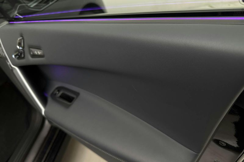 BMW iX bild 15