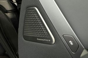 BMW iX bild 14