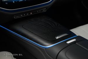 Mercedes E300 bild 23