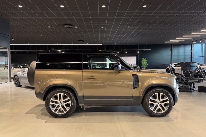 Land Rover Defender bild 3