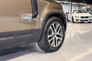 Land Rover Defender bild 15