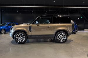 Land Rover Defender bild 2