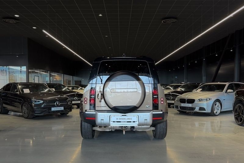 Land Rover Defender bild 6