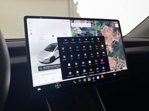 Tesla Model Y bild 21