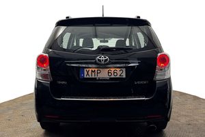 Toyota Verso bild 7