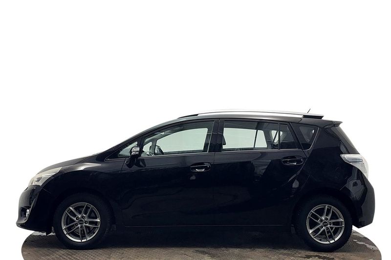 Toyota Verso bild 10