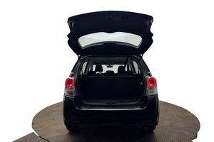 Toyota Verso bild 8