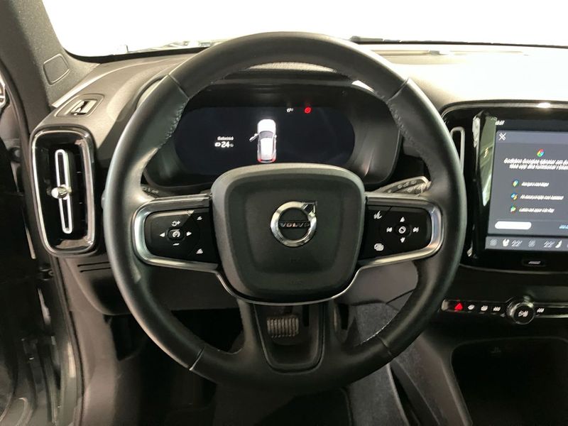 Volvo EX40 bild 10
