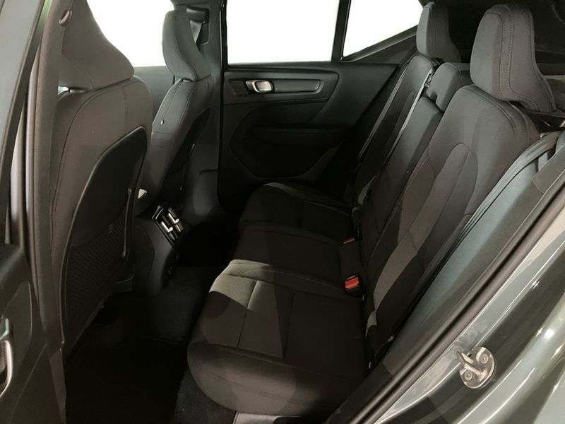 Volvo EX40 bild 6
