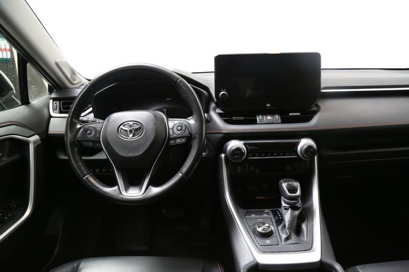 Toyota RAV4 bild 10