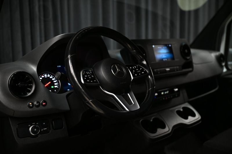 Mercedes Sprinter bild 15