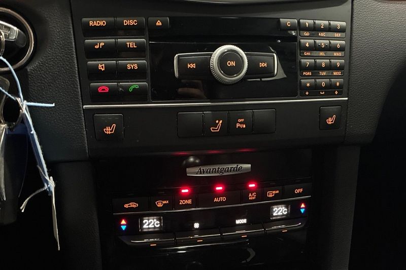 Mercedes E220 bild 20