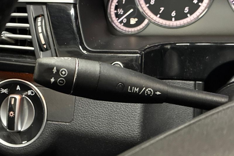 Mercedes E220 bild 19