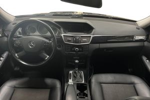 Mercedes E220 bild 12
