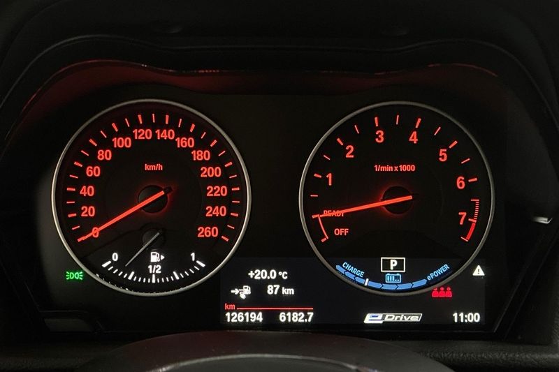 BMW 225 bild 17