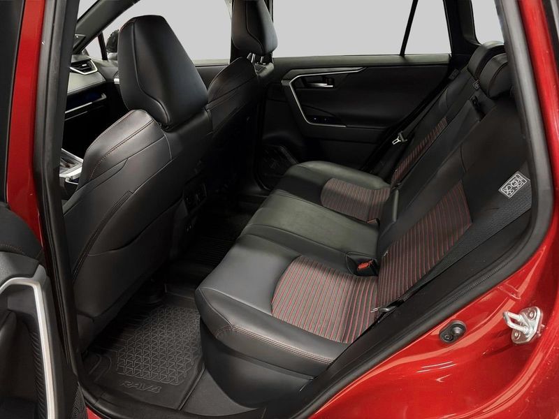 Toyota RAV4 bild 11