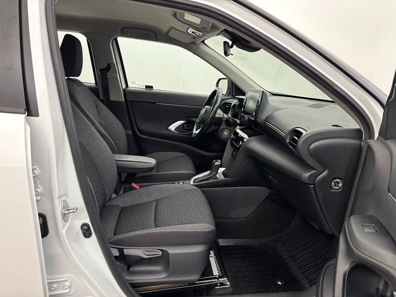 Toyota Yaris Cross bild 23