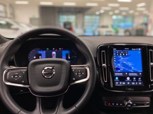 Volvo EX40 bild 2
