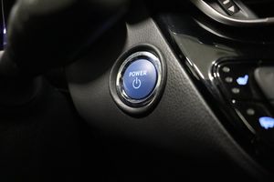 Toyota C-HR bild 18