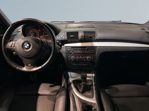 BMW 116 bild 8