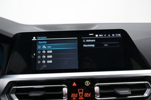 BMW 330 bild 15
