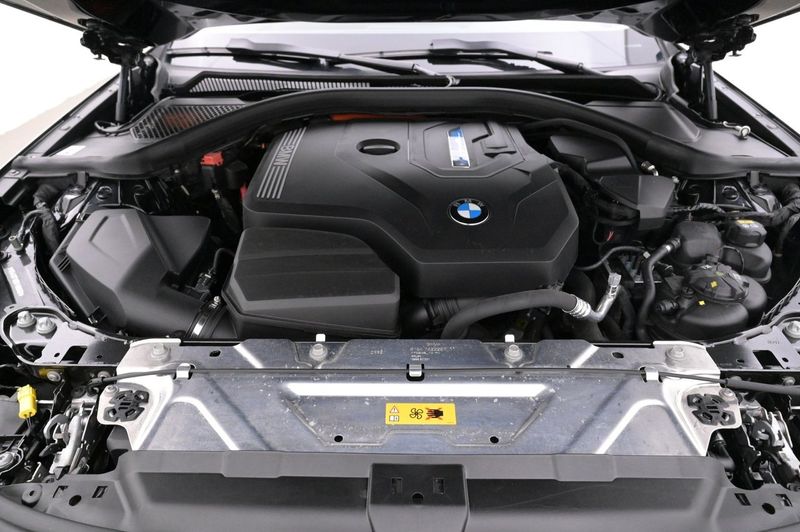 BMW 330 bild 26