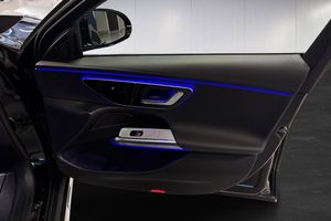 Mercedes E300 bild 16