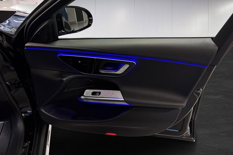 Mercedes E300 bild 16