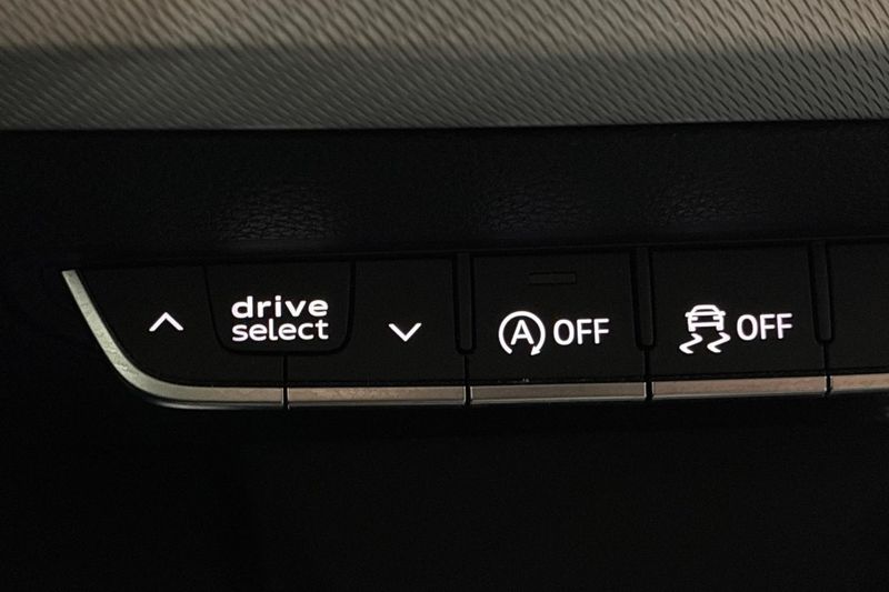 Audi A4 bild 23