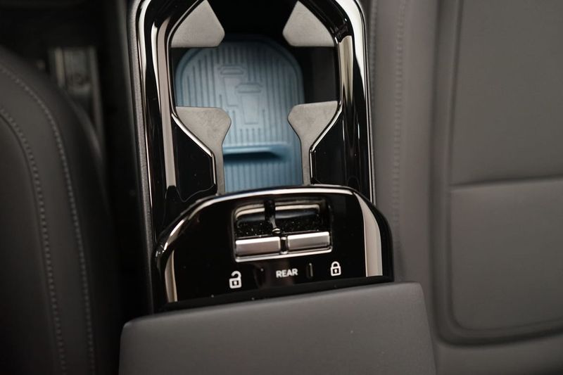 Volvo EX30 bild 12